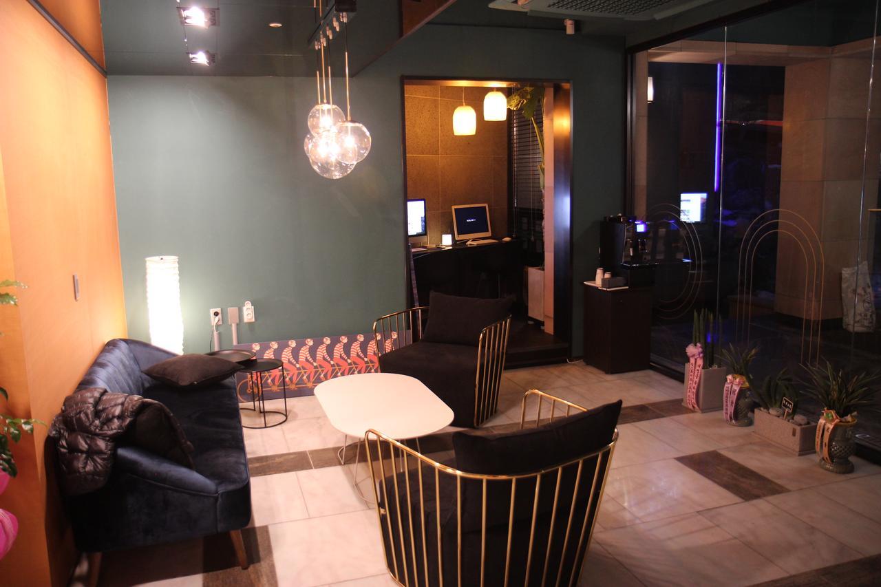 The Hotel Young Inn 서울특별시 외부 사진