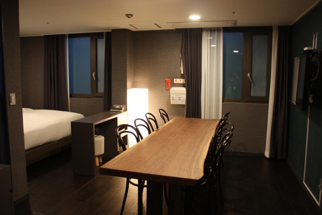 The Hotel Young Inn 서울특별시 외부 사진